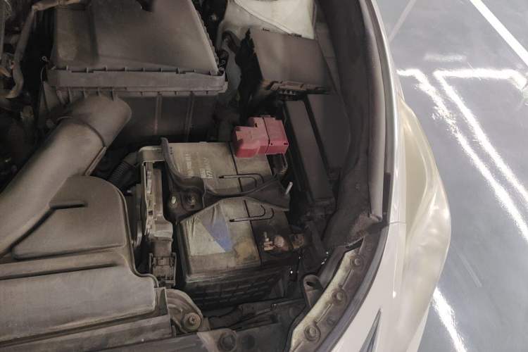 Used Nissan Teana 2013 2.0L XL Comfort Edition Engine Bay Left