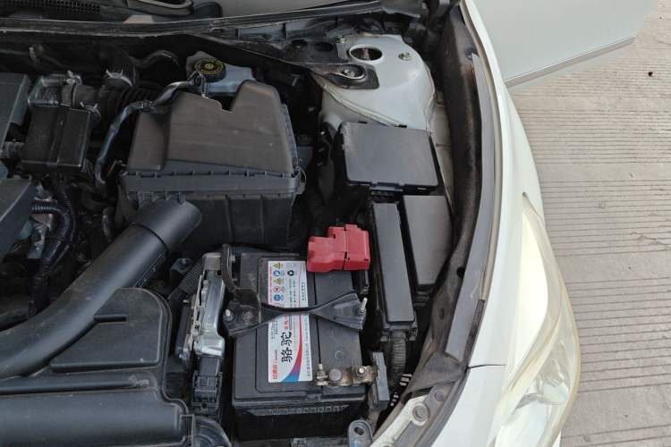 Used Nissan Teana 2013 2.0L XL Comfort Edition Engine Bay Left