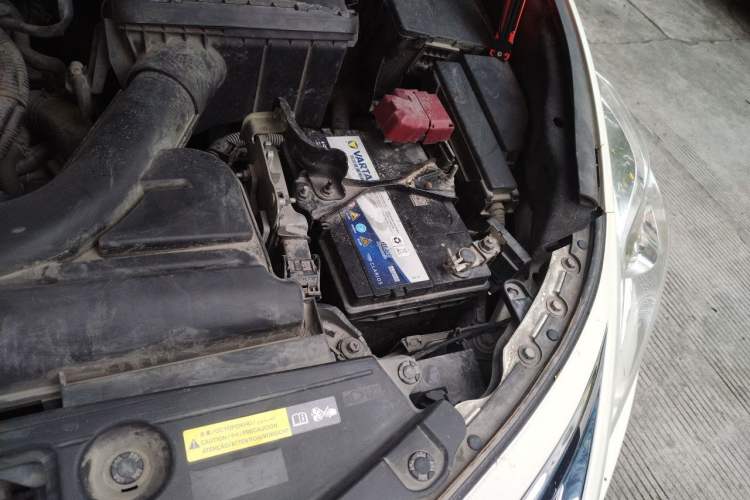 Used Nissan Teana 2013 2.0L XL Comfort Edition Engine Bay Left