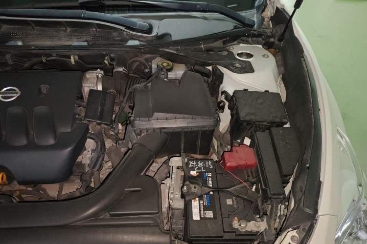 Used Nissan Teana 2013 2.0L XL Comfort Edition Engine Bay Left