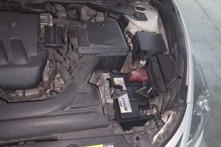Used Nissan Teana 2013 2.0L XL Comfort Edition Engine Bay Left