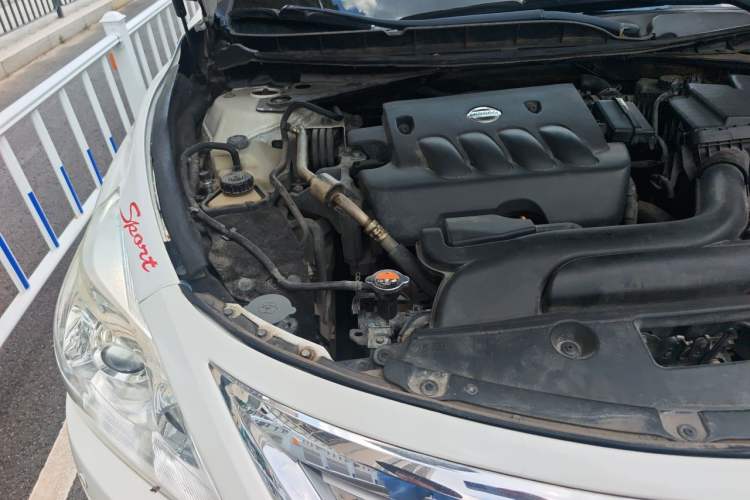 Used Nissan Teana 2013 2.0L XL Comfort Edition Engine Bay Right