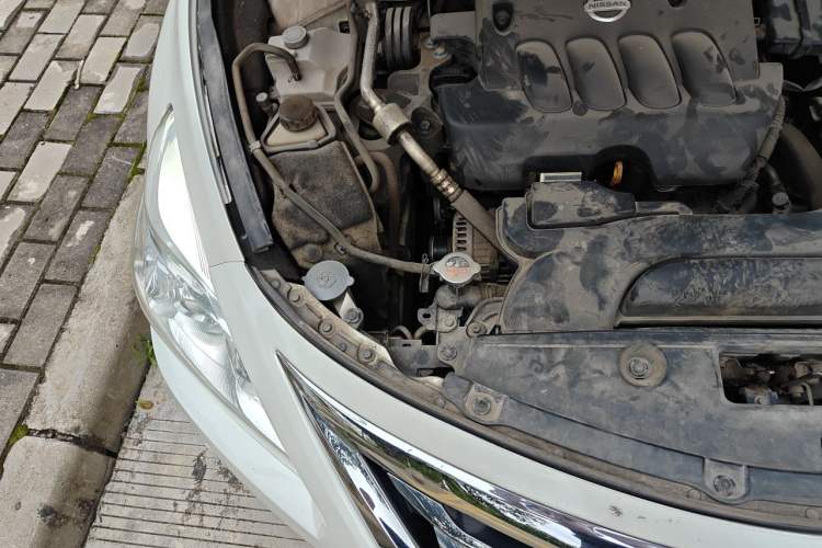 Used Nissan Teana 2013 2.0L XL Comfort Edition Engine Bay Right