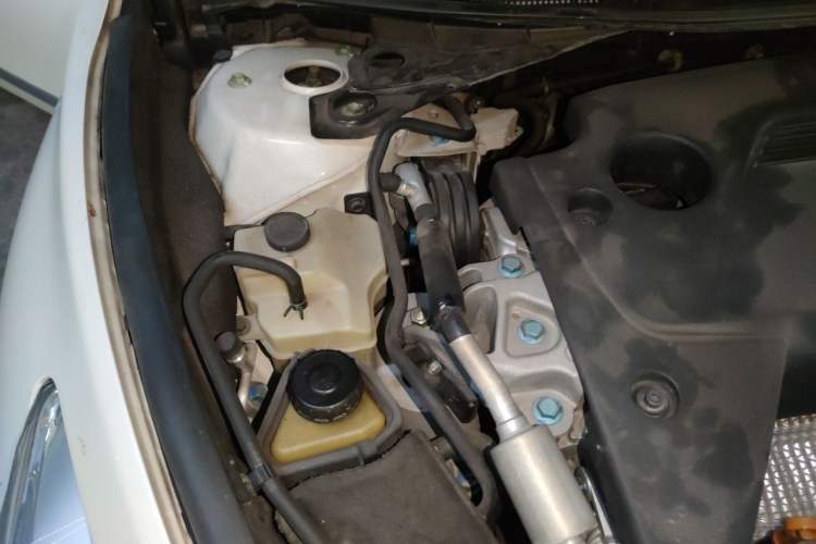Used Nissan Teana 2013 2.5L XL Leading Edition Engine Bay Right