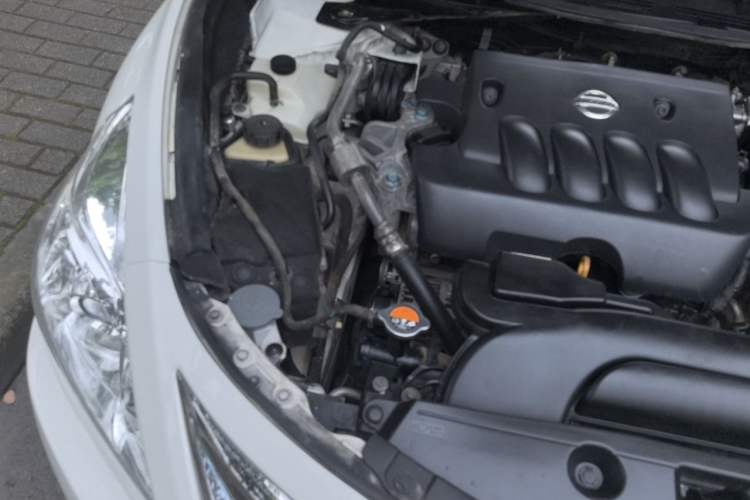 Used Nissan Teana 2013 2.0L XL Comfort Edition Engine Bay Right