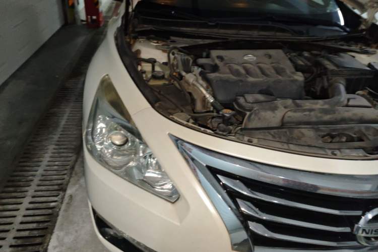 Used Nissan Teana 2013 2.0L XL Comfort Edition Engine Bay Right