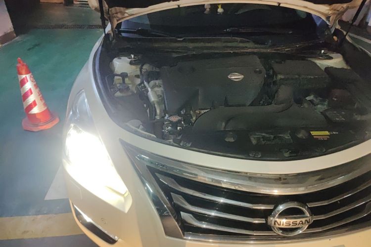 Used Nissan Teana 2013 2.5L XL Leading Edition Engine Bay Right