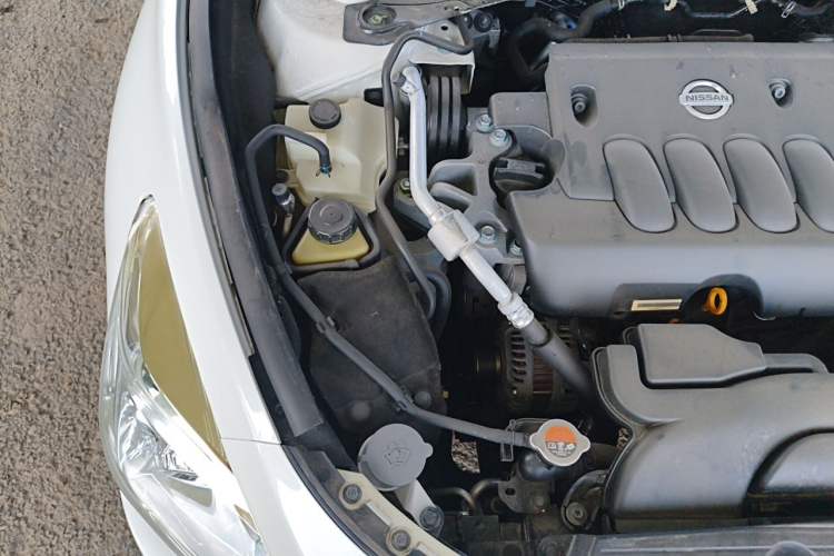 Used Nissan Teana 2013 2.0L XL Comfort Edition Engine Bay Right