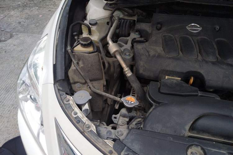 Used Nissan Teana 2013 2.0L XL Comfort Edition Engine Bay Right