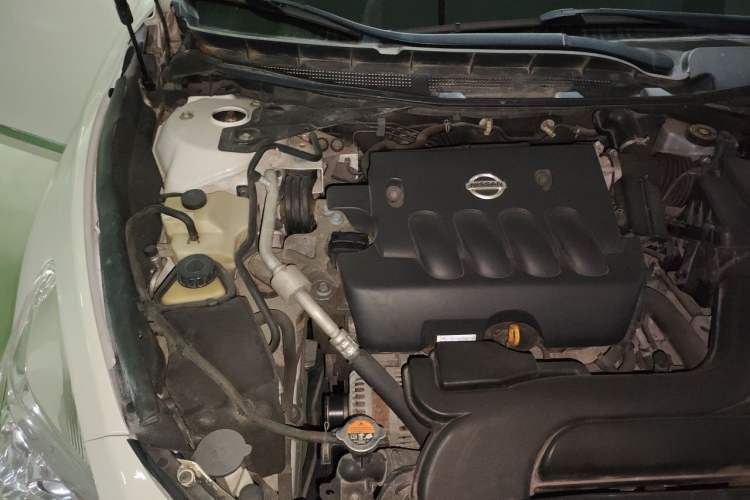 Used Nissan Teana 2013 2.0L XL Comfort Edition Engine Bay Right
