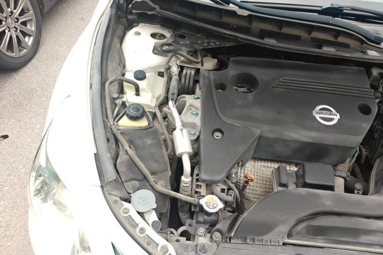 Used Nissan Teana 2013 2.5L XL Leading Edition Engine Bay Right