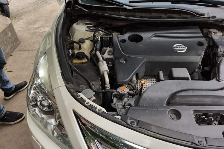 Used Nissan Teana 2013 2.5L XL Leading Edition Engine Bay Right
