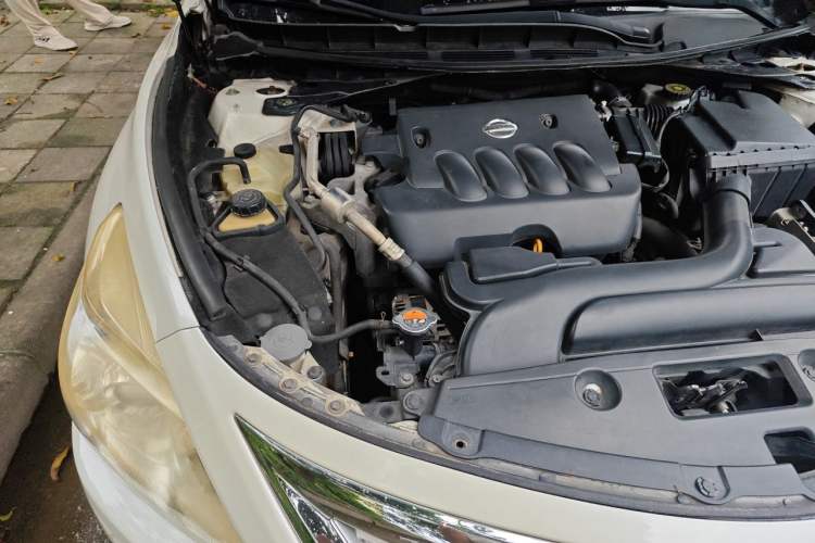 Used Nissan Teana 2013 2.0L XL Comfort Edition Engine Bay Right