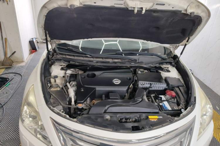 Used Nissan Teana 2013 2.5L XL Leading Edition Engine Bay