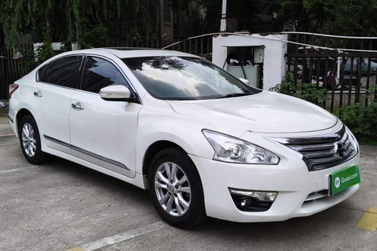 Used Nissan Teana 2013 2.0L XL Comfort Edition Front Right 45 Deg