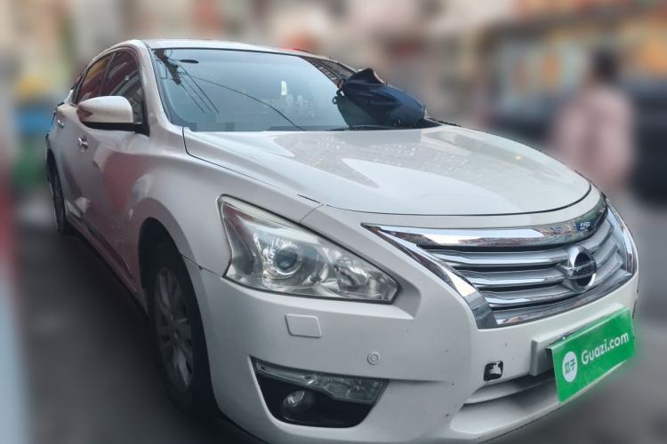 Used Nissan Teana 2013 2.5L XL Leading Edition Front Right 45 Deg