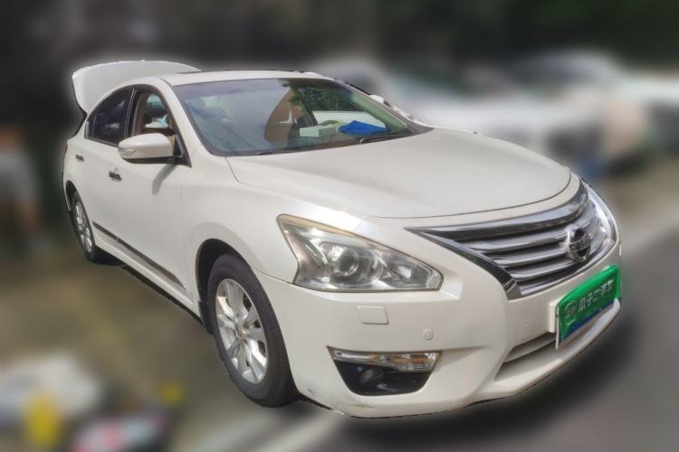 Used Nissan Teana 2013 2.5L XL Leading Edition Front Right 45 Deg