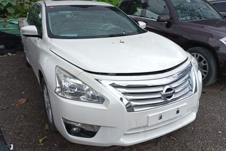 Used Nissan Teana 2013 2.0L XL Comfort Edition Front Right 45 Deg