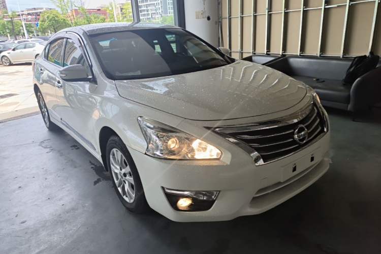 Used Nissan Teana 2013 2.0L XL Comfort Edition Front Right 45 Deg
