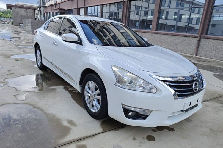 Used Nissan Teana 2013 2.0L XL Comfort Edition Front Right 45 Deg