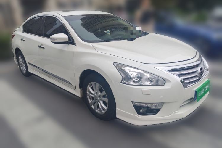 Used Nissan Teana 2013 2.5L XL Leading Edition Front Right 45 Deg