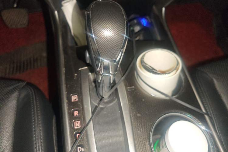 Used Nissan Teana 2013 2.0L XL Comfort Edition Gear Lever