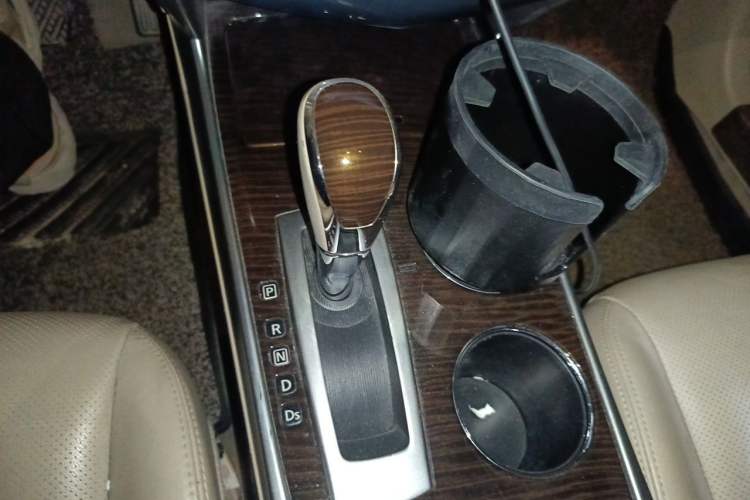 Used Nissan Teana 2013 2.5L XL Leading Edition Gear Lever