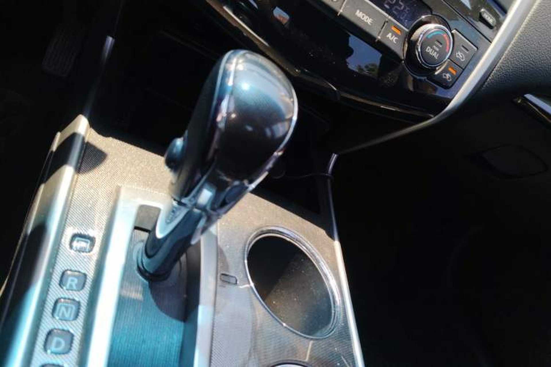 Used Nissan Teana 2013 2.0L XL Comfort Edition Gear Lever