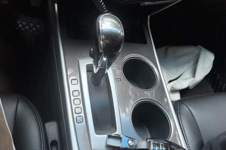 Used Nissan Teana 2013 2.0L XL Comfort Edition Gear Lever