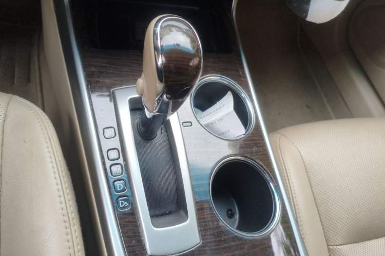 Used Nissan Teana 2013 2.0L XL Comfort Edition Gear Lever