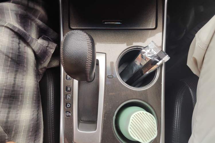 Used Nissan Teana 2013 2.0L XL Comfort Edition Gear Lever