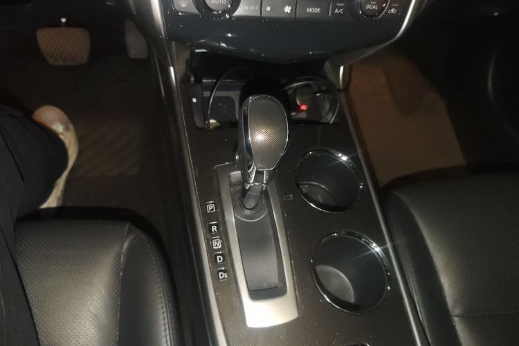 Used Nissan Teana 2013 2.0L XL Comfort Edition Gear Lever
