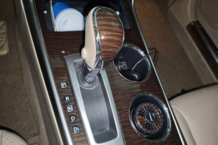 Used Nissan Teana 2013 2.0L XL Comfort Edition Gear Lever