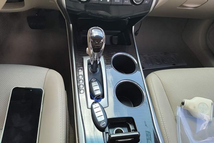 Used Nissan Teana 2013 2.0L XL Comfort Edition Gear Lever