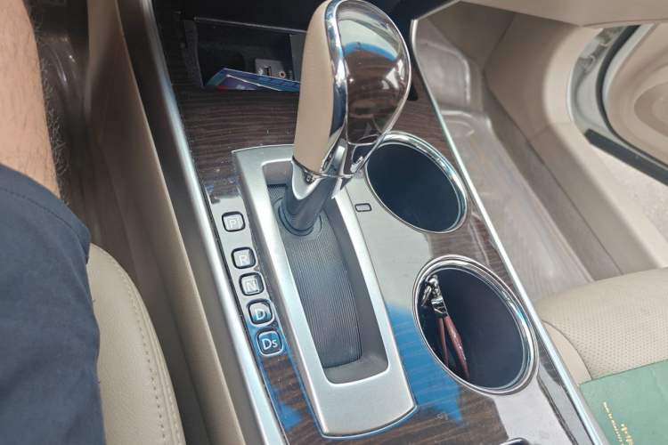 Used Nissan Teana 2013 2.5L XL Leading Edition Gear Lever