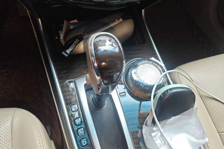 Used Nissan Teana 2013 2.0L XL Comfort Edition Gear Lever