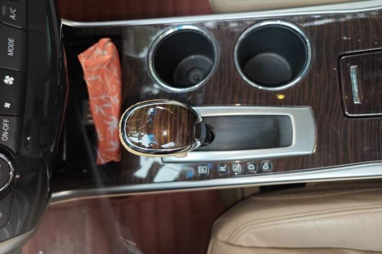 Used Nissan Teana 2013 2.0L XL Comfort Edition Gear Lever