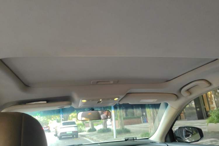 Used Nissan Teana 2013 2.0L XL Comfort Edition Headliner