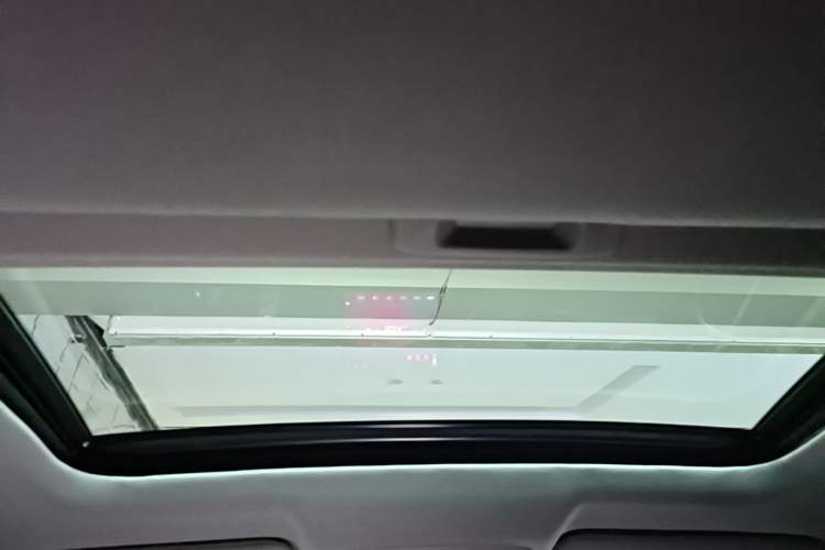 Used Nissan Teana 2013 2.0L XL Comfort Edition Headliner