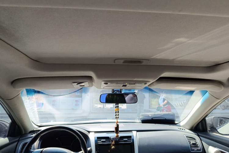 Used Nissan Teana 2013 2.0L XL Comfort Edition Headliner