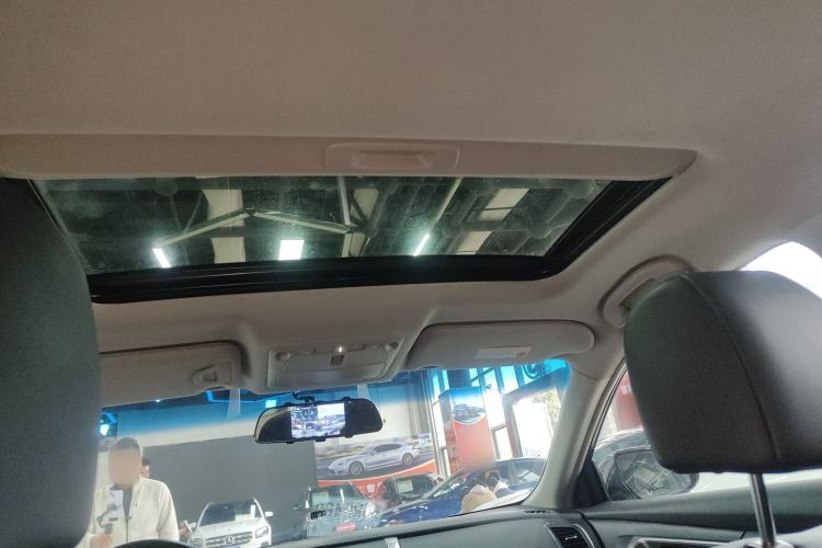 Used Nissan Teana 2013 2.0L XL Comfort Edition Headliner