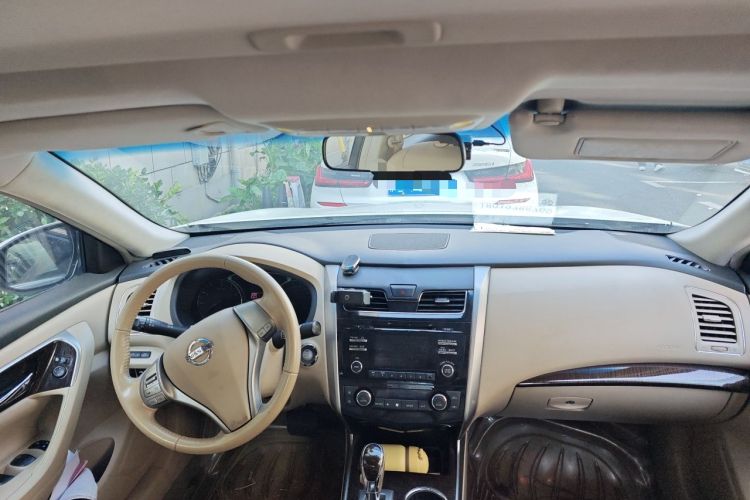 Used Nissan Teana 2013 2.0L XL Comfort Edition Headliner