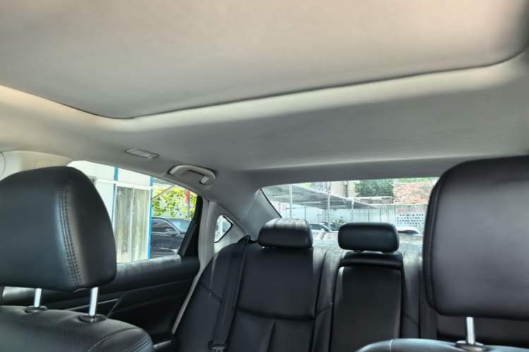 Used Nissan Teana 2013 2.0L XL Comfort Edition Headliner