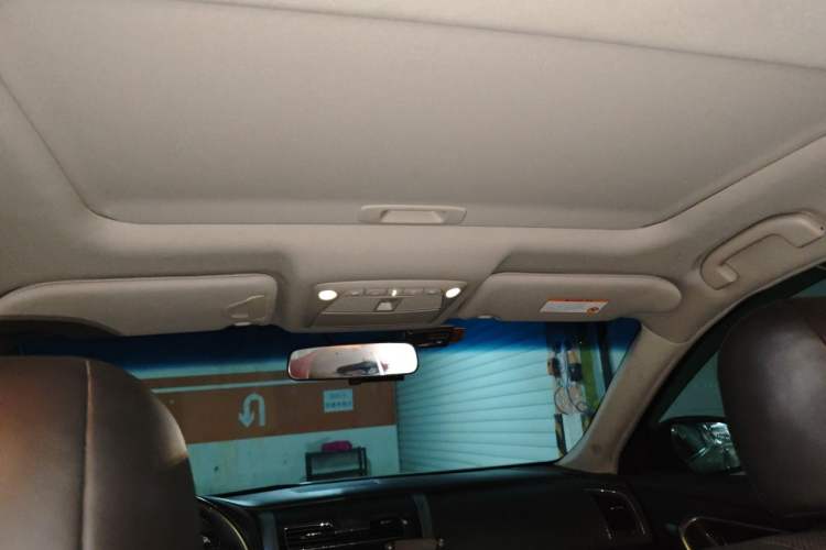 Used Nissan Teana 2013 2.0L XL Comfort Edition Headliner
