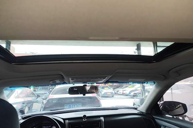Used Nissan Teana 2013 2.0L XL Comfort Edition Headliner