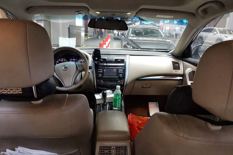 Used Nissan Teana 2013 2.0L XL Comfort Edition Headliner