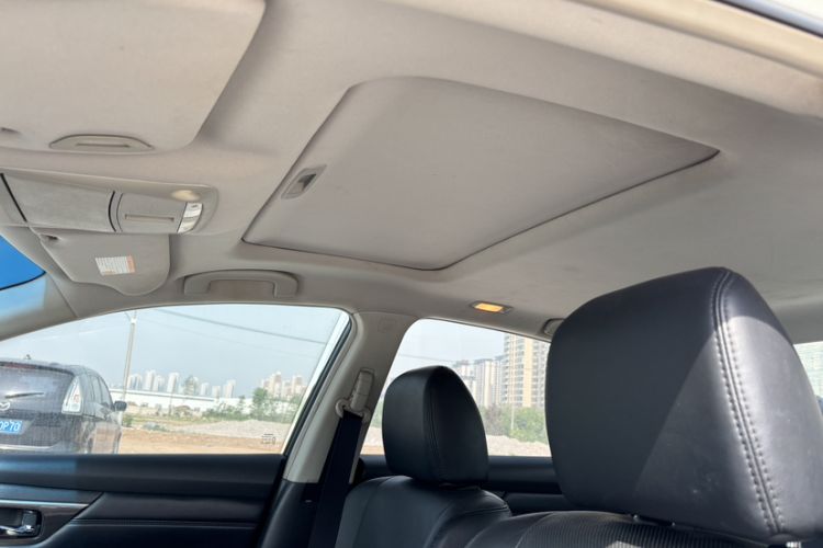Used Nissan Teana 2013 2.5L XL Leading Edition Headliner