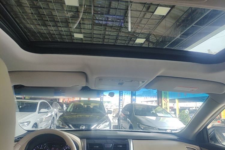 Used Nissan Teana 2013 2.0L XE Fashion Edition Headliner