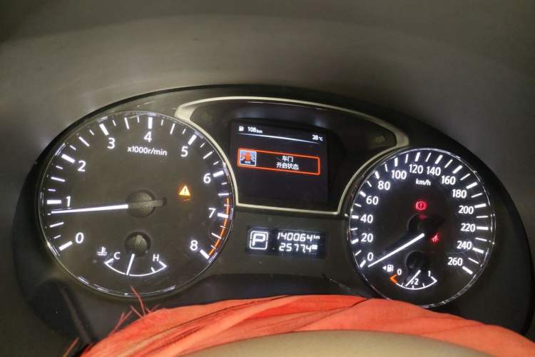 Used Nissan Teana 2013 2.0L XE Fashion Edition Instrument Cluster
