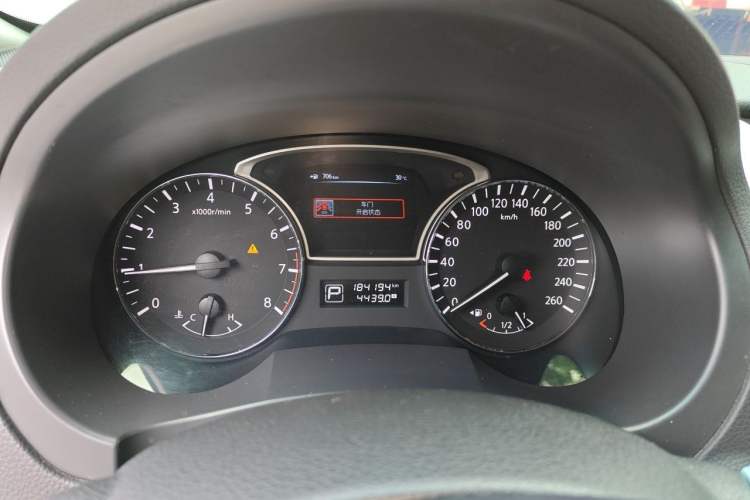 Used Nissan Teana 2013 2.0L XL Comfort Edition Instrument Cluster
